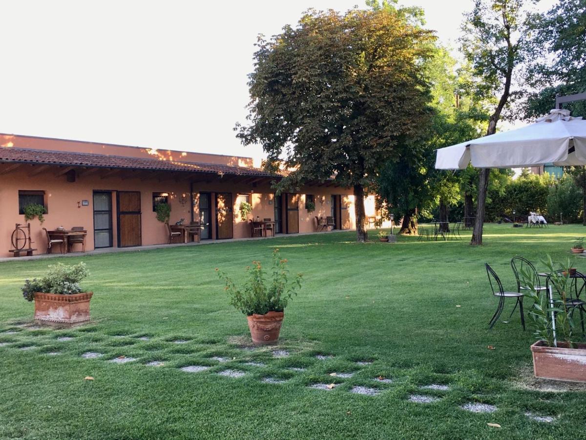 Societa Agricola Le More Agriturismo La Dondina Budrio  Exterior photo