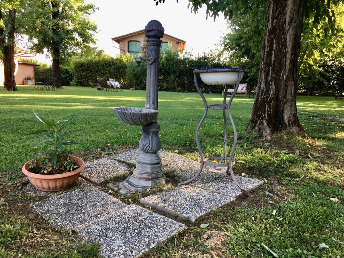 Societa Agricola Le More Agriturismo La Dondina Budrio  Exterior photo